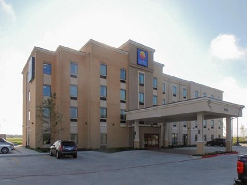 Comfort Inn & Suites San Marcos Exterior photo